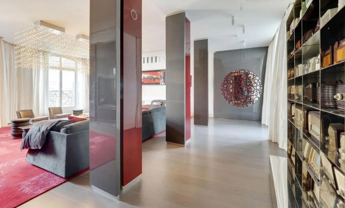 Charming Home Center of Paris Apartment